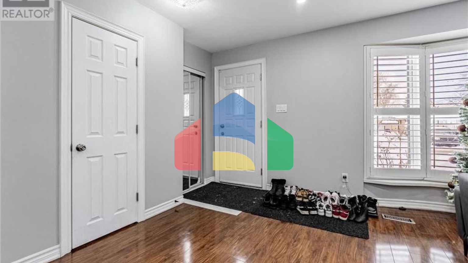 Residential - Single Family Home - Brampton, Canada - Canada