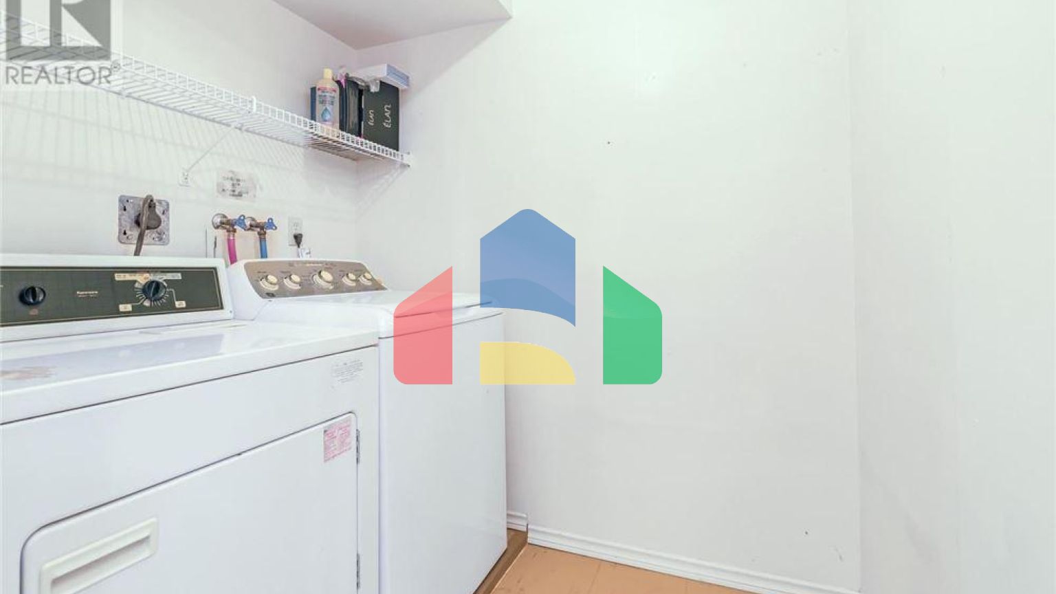 Residential - Single Family Home - Brampton, Canada - Canada