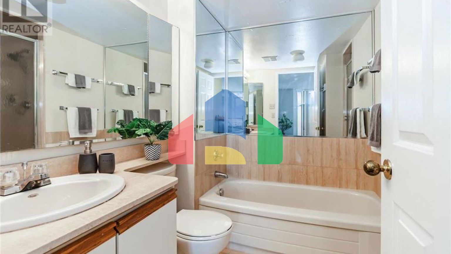 Residential - Single Family Home - Brampton, Canada - Canada