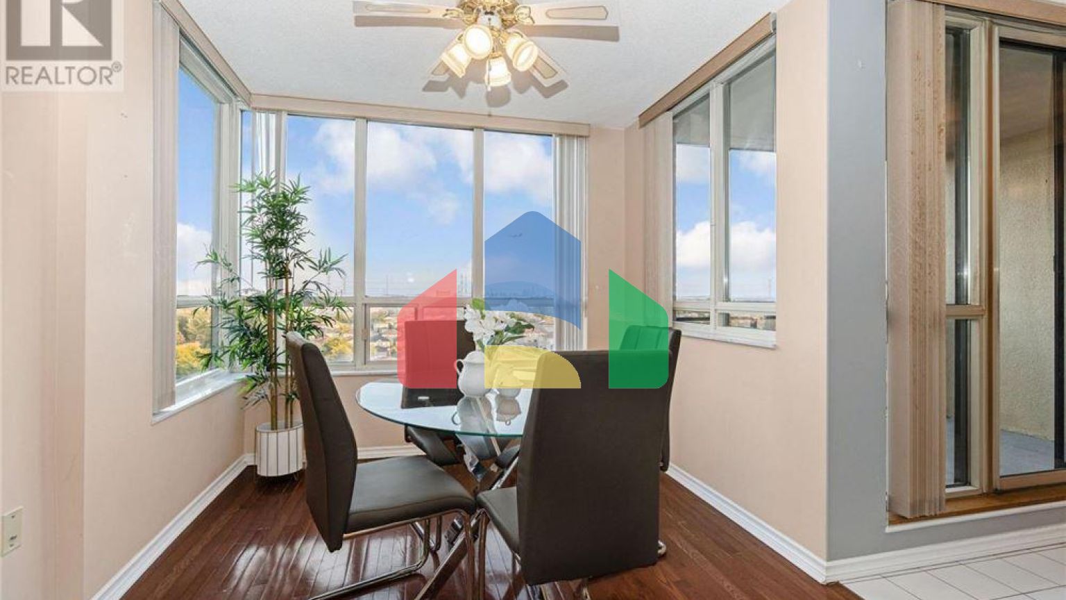 Residential - Single Family Home - Brampton, Canada - Canada