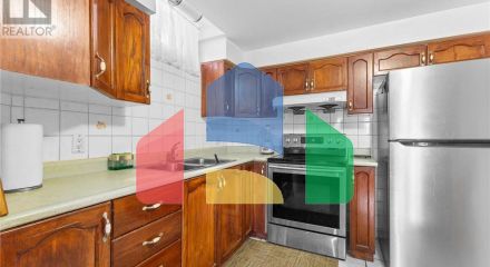 Residential - Single Family Home - Brampton, Canada - Canada