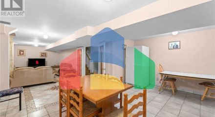 Residential - Single Family Home - Brampton, Canada - Canada