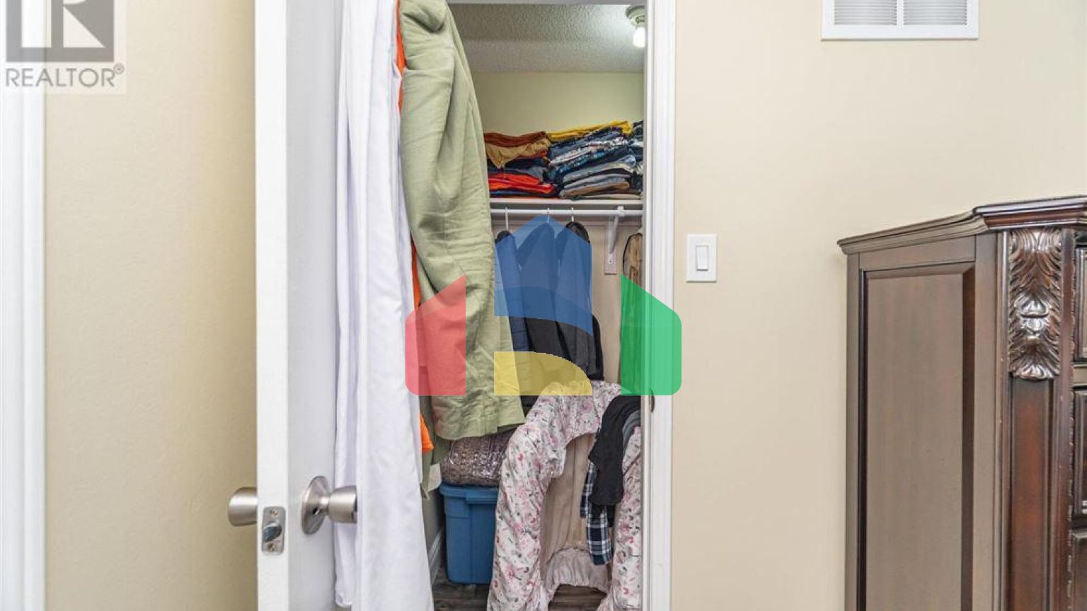 Residential - Single Family Home - Brampton, Canada - Canada