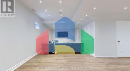 Residential - Single Family Home - Brampton, Canada - Canada