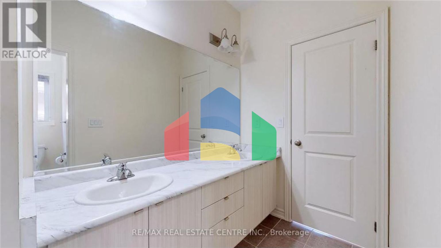 Residential - Single Family Home - Brampton, Canada - Canada