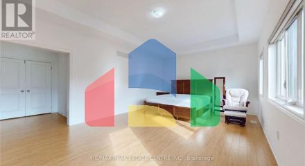 Residential - Single Family Home - Brampton, Canada - Canada