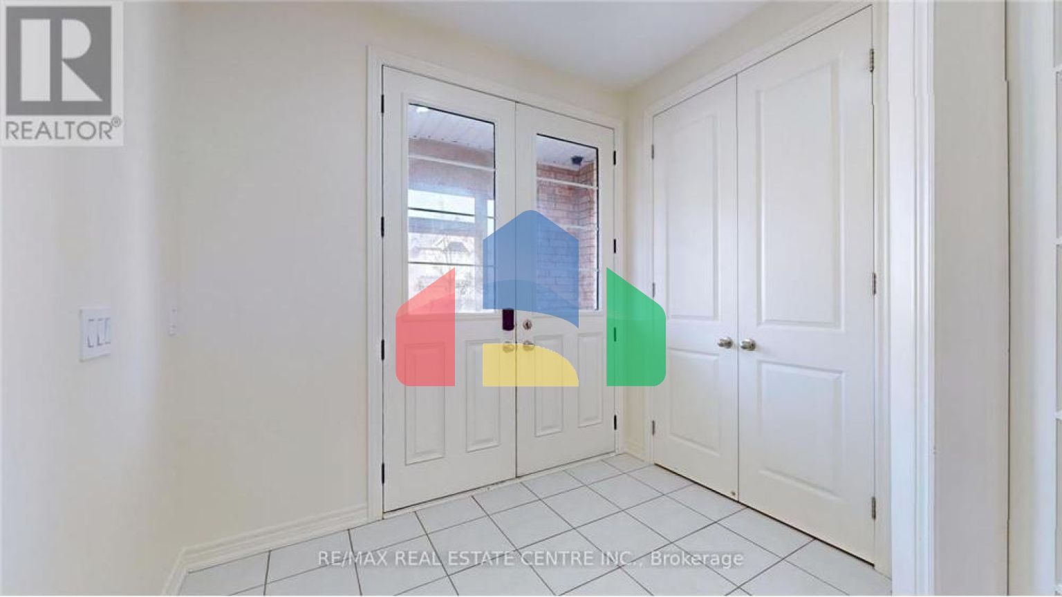 Residential - Single Family Home - Brampton, Canada - Canada