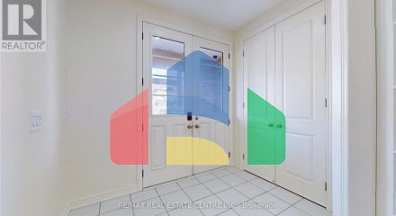 Residential - Single Family Home - Brampton, Canada - Canada