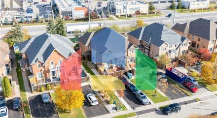 Residential - Single Family Home - Brampton, Canada - Canada