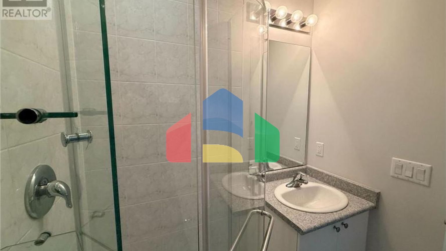 Residential - Condo/Apartment - Brampton, Canada - Canada