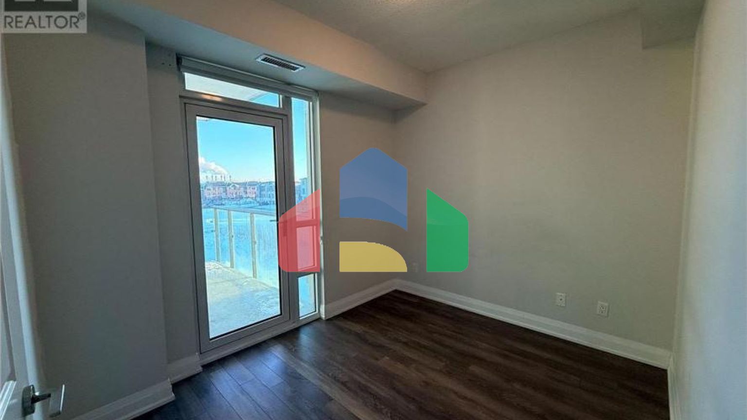 Residential - Condo/Apartment - Brampton, Canada - Canada