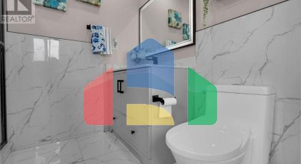 Residential - Single Family Home - Brampton, Canada - Canada