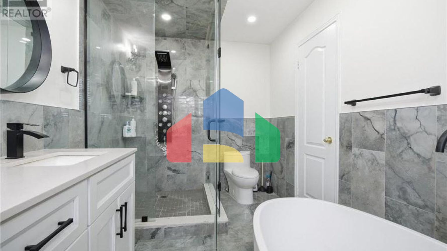 Residential - Single Family Home - Brampton, Canada - Canada