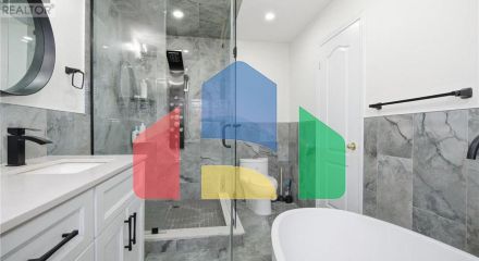 Residential - Single Family Home - Brampton, Canada - Canada