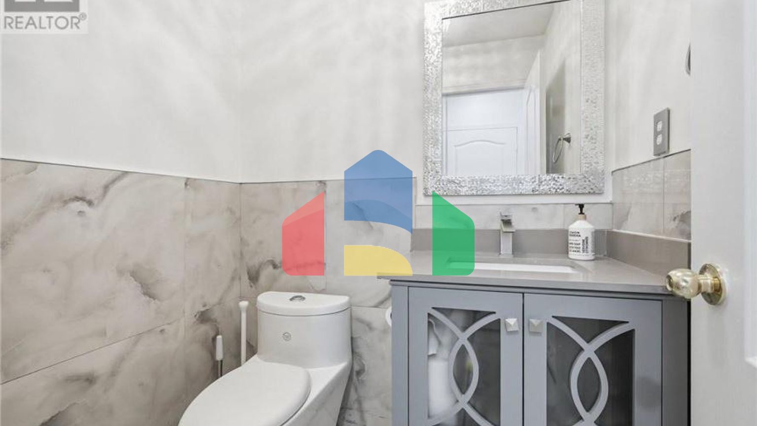 Residential - Single Family Home - Brampton, Canada - Canada