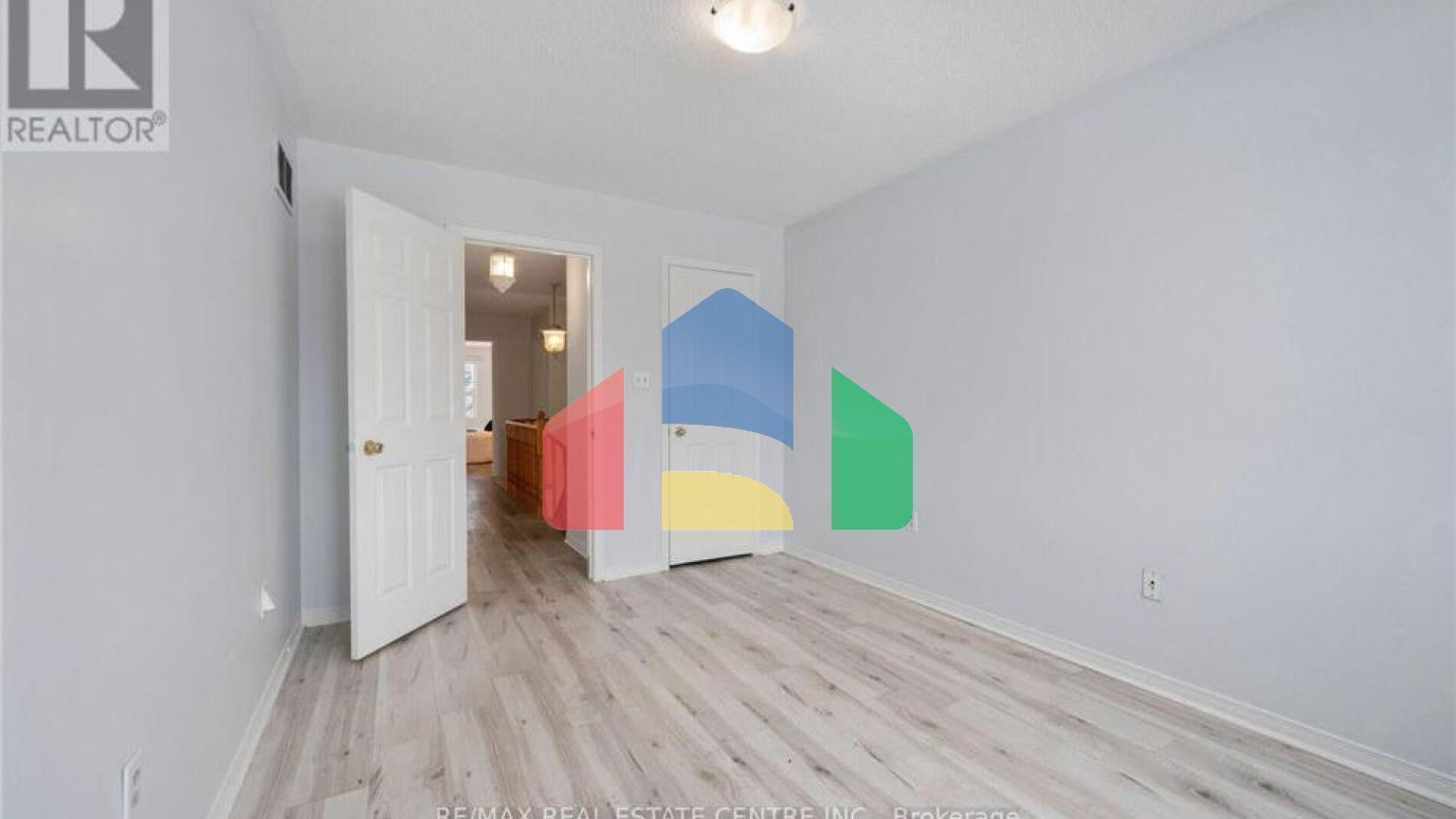 Residential - Single Family Home - Brampton, Canada - Canada