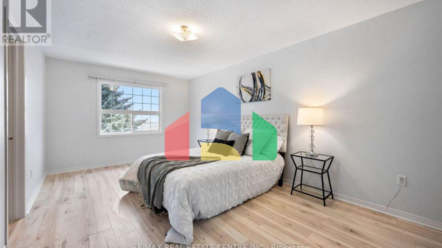 Residential - Single Family Home - Brampton, Canada - Canada