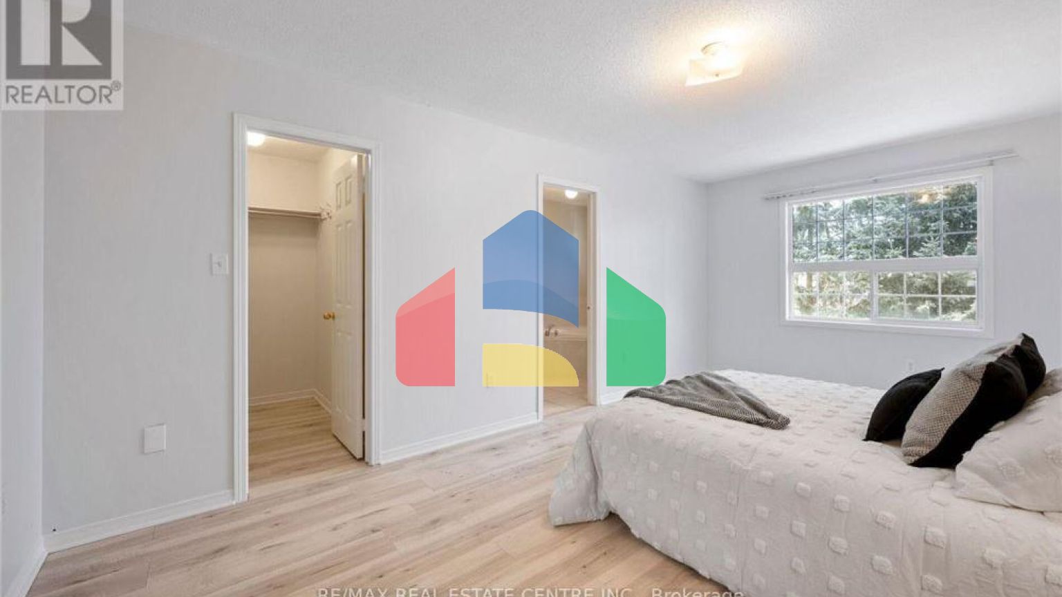 Residential - Single Family Home - Brampton, Canada - Canada