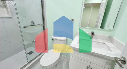 Residential - Single Family Home - Brampton, Canada - Canada