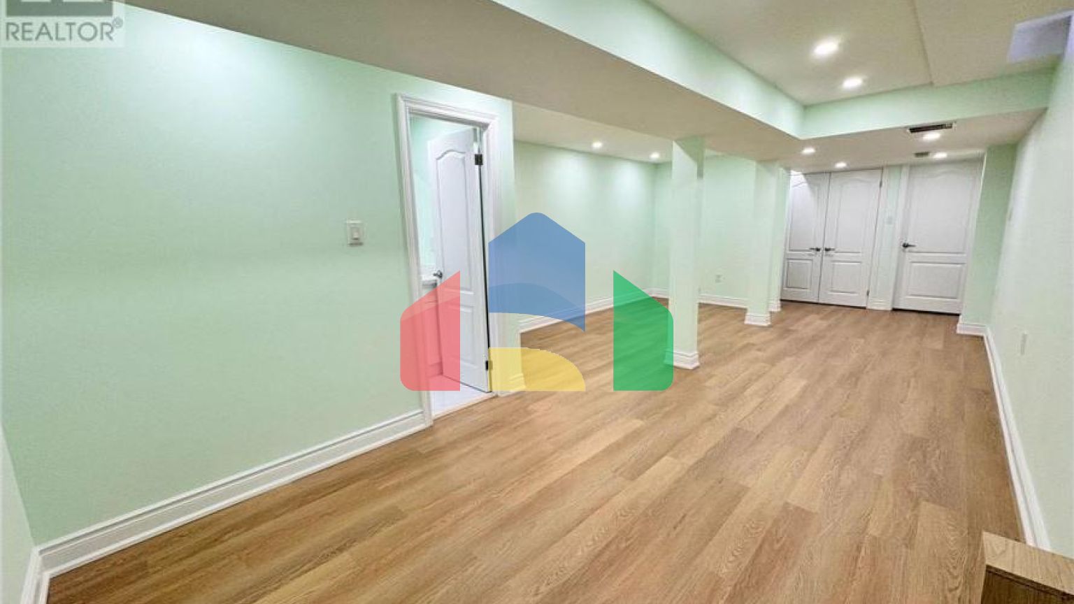 Residential - Single Family Home - Brampton, Canada - Canada