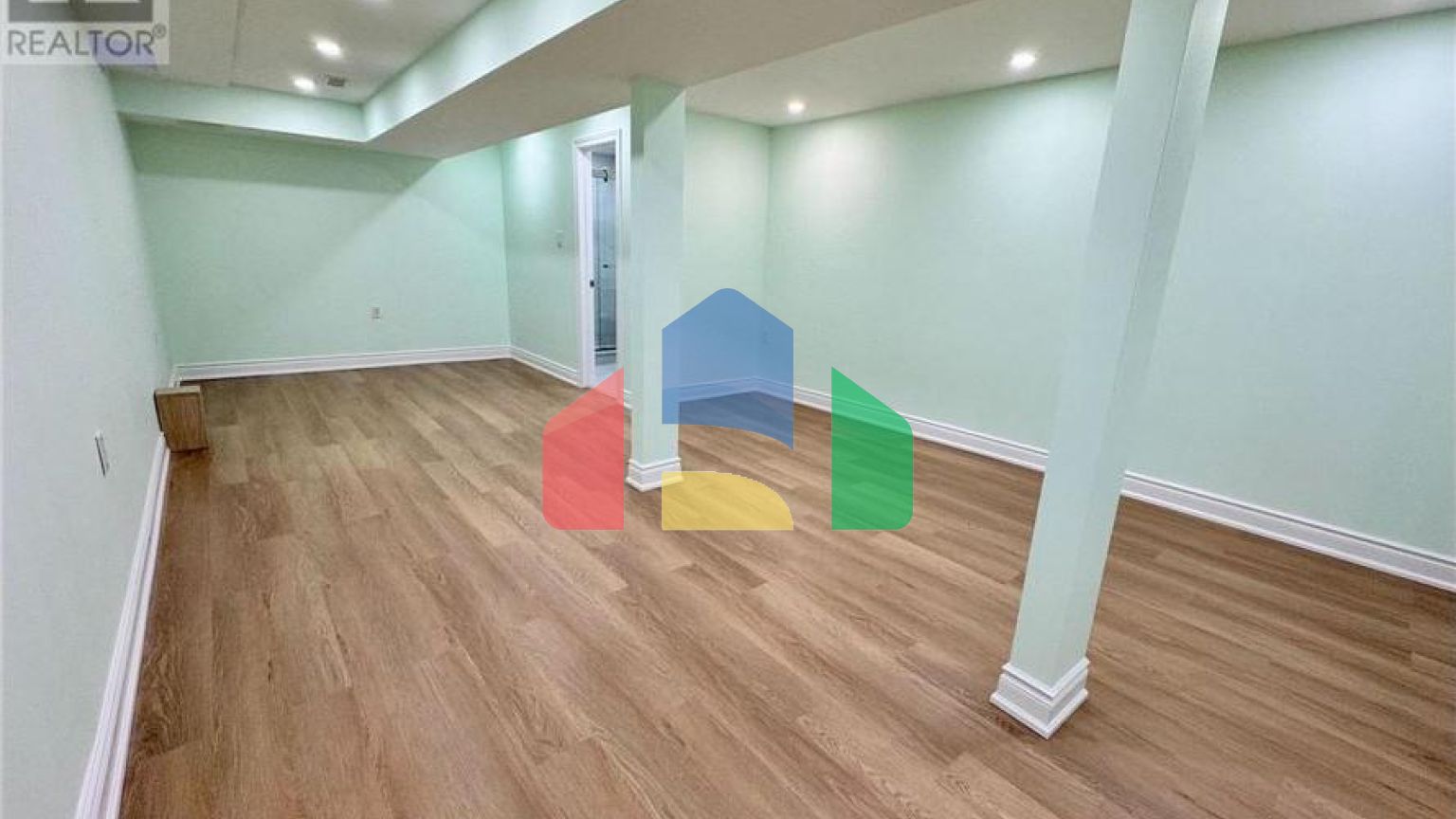 Residential - Single Family Home - Brampton, Canada - Canada