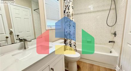 Residential - Single Family Home - Brampton, Canada - Canada