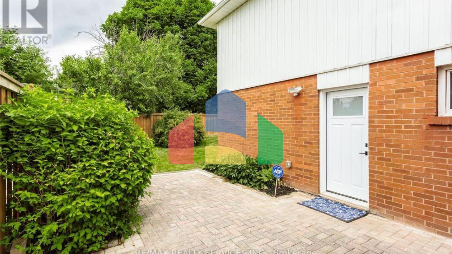 Residential - Single Family Home - Brampton, Canada - Canada