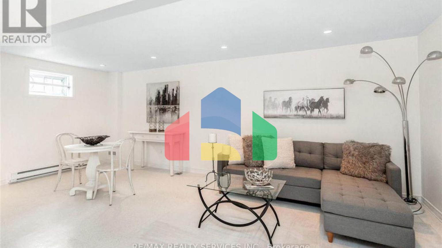 Residential - Single Family Home - Brampton, Canada - Canada