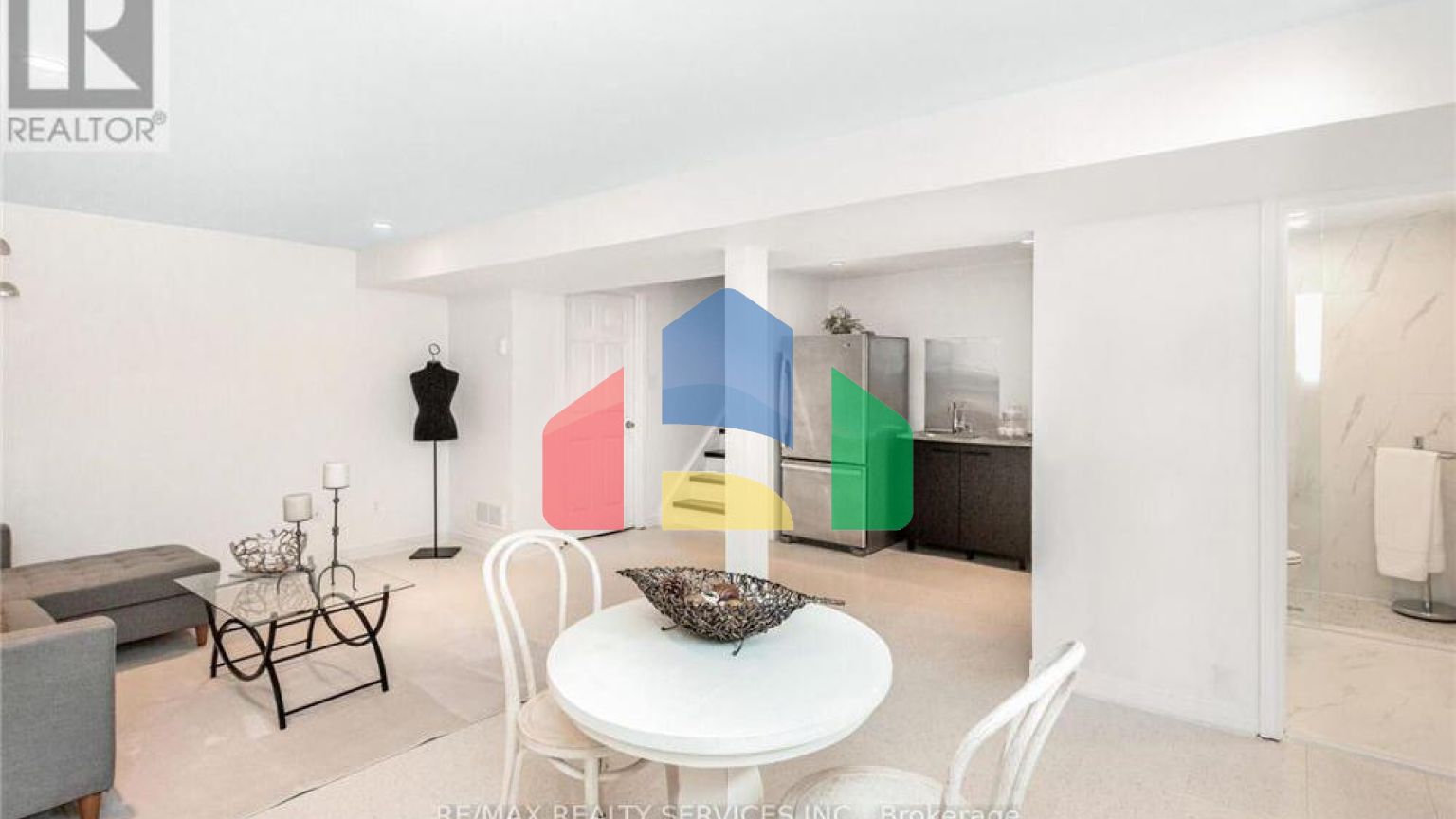 Residential - Single Family Home - Brampton, Canada - Canada