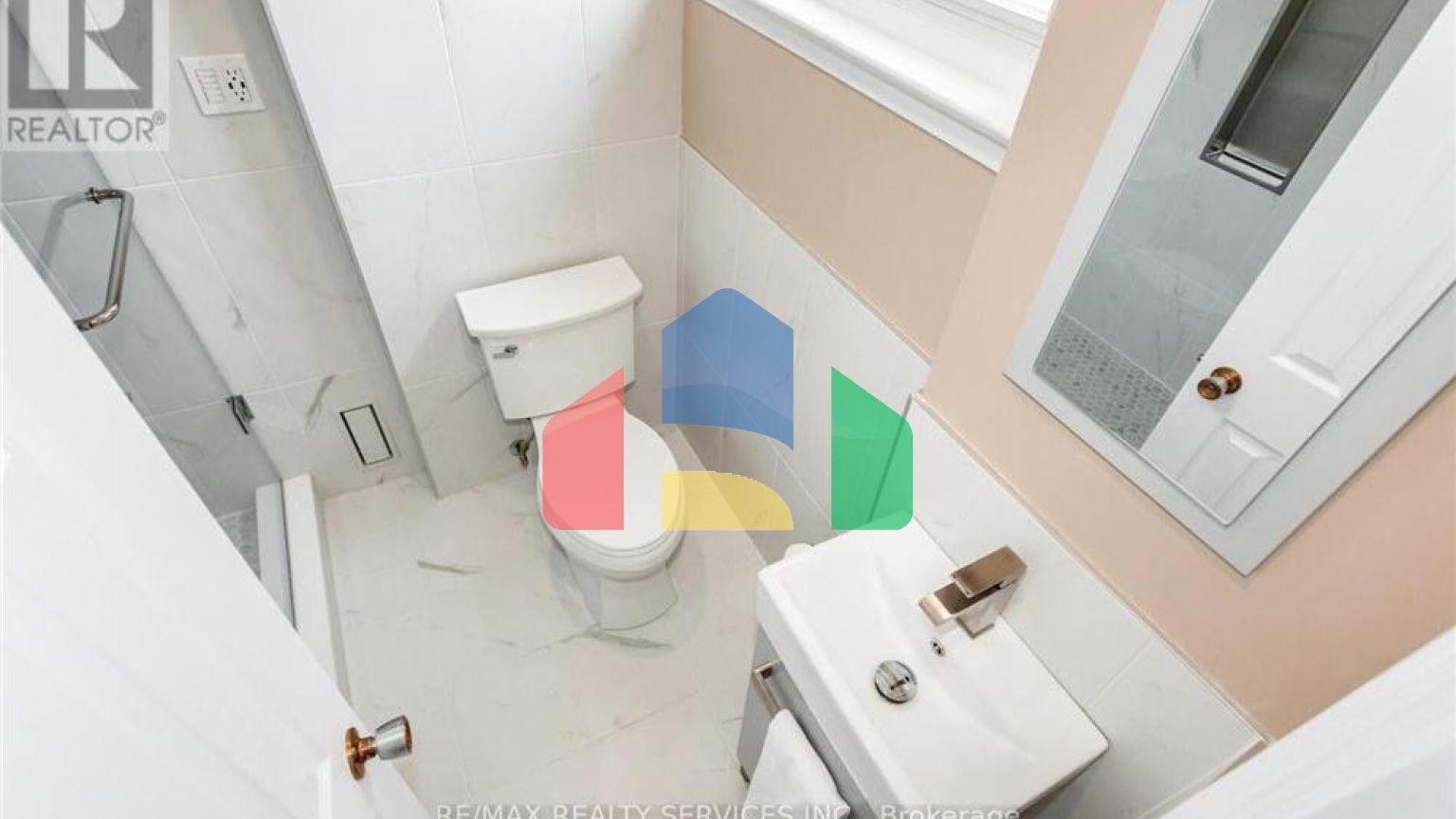 Residential - Single Family Home - Brampton, Canada - Canada