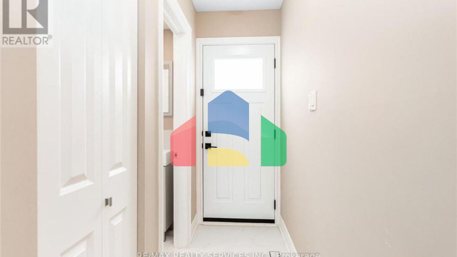 Residential - Single Family Home - Brampton, Canada - Canada