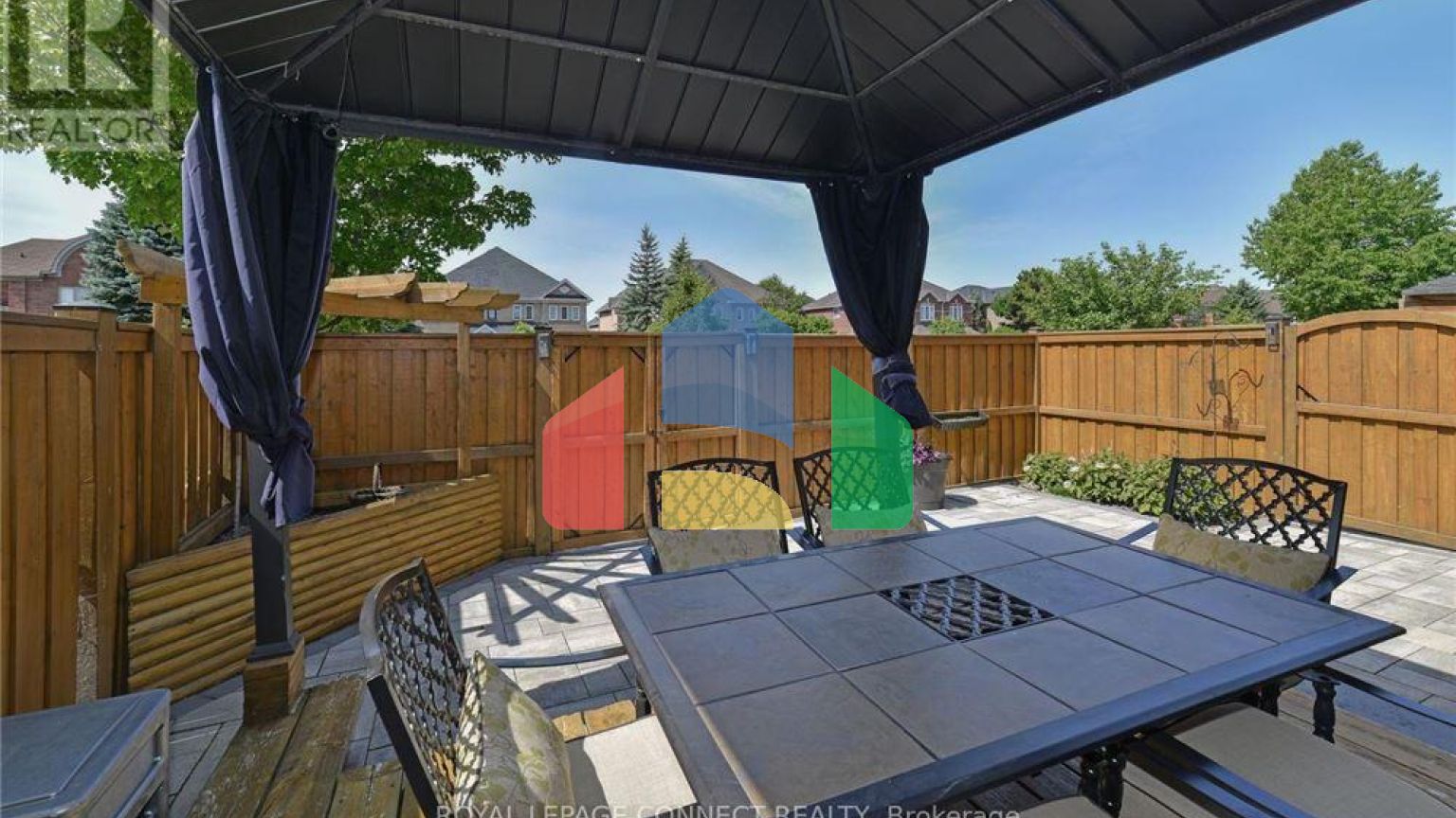 Residential - Single Family Home - Brampton, Canada - Canada