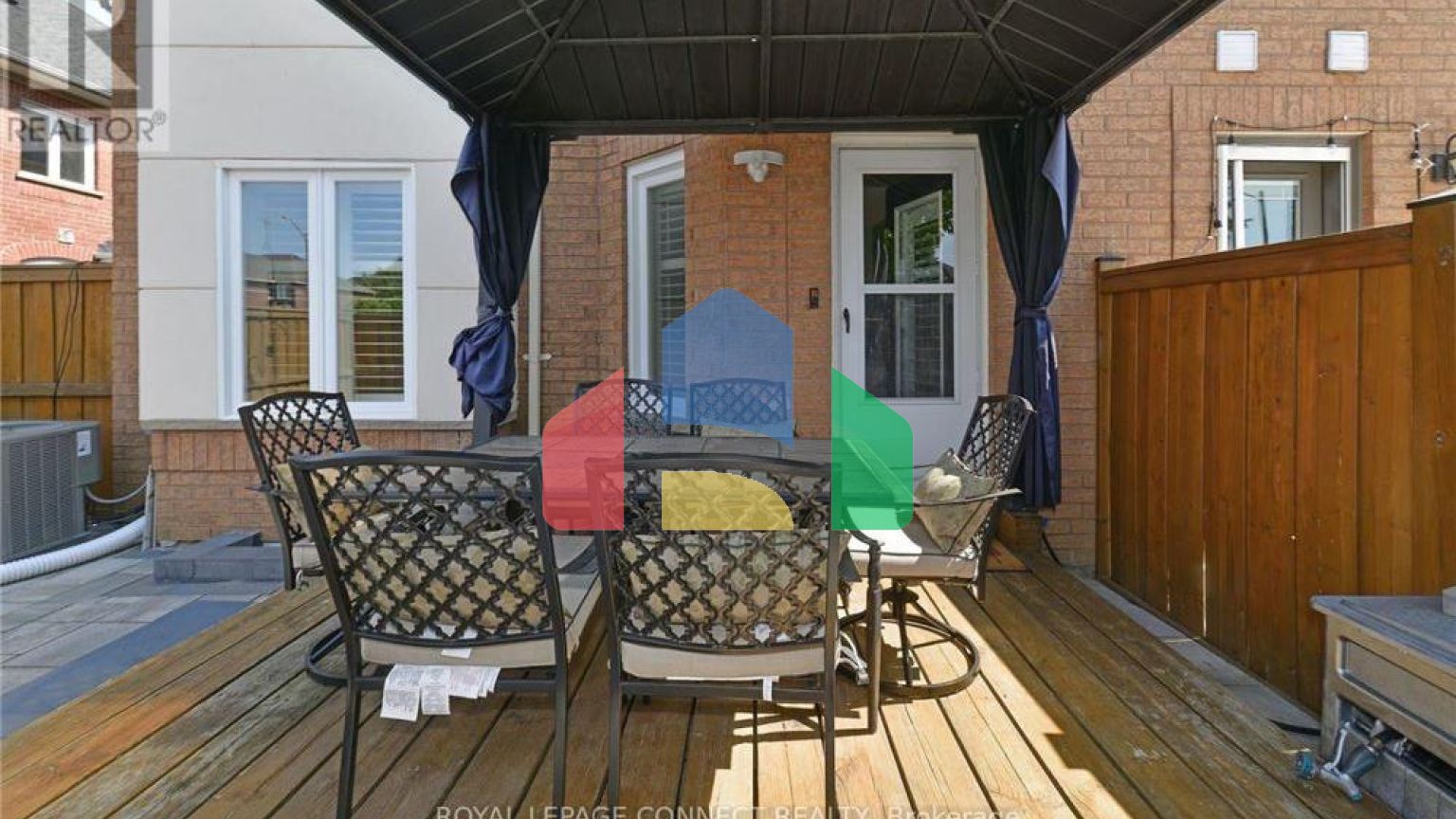 Residential - Single Family Home - Brampton, Canada - Canada