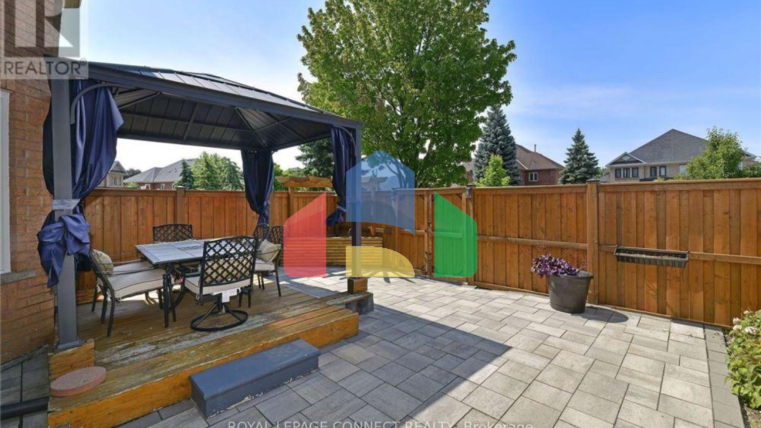 Residential - Single Family Home - Brampton, Canada - Canada