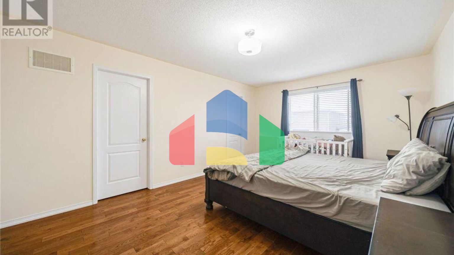 Residential - Single Family Home - Brampton, Canada - Canada