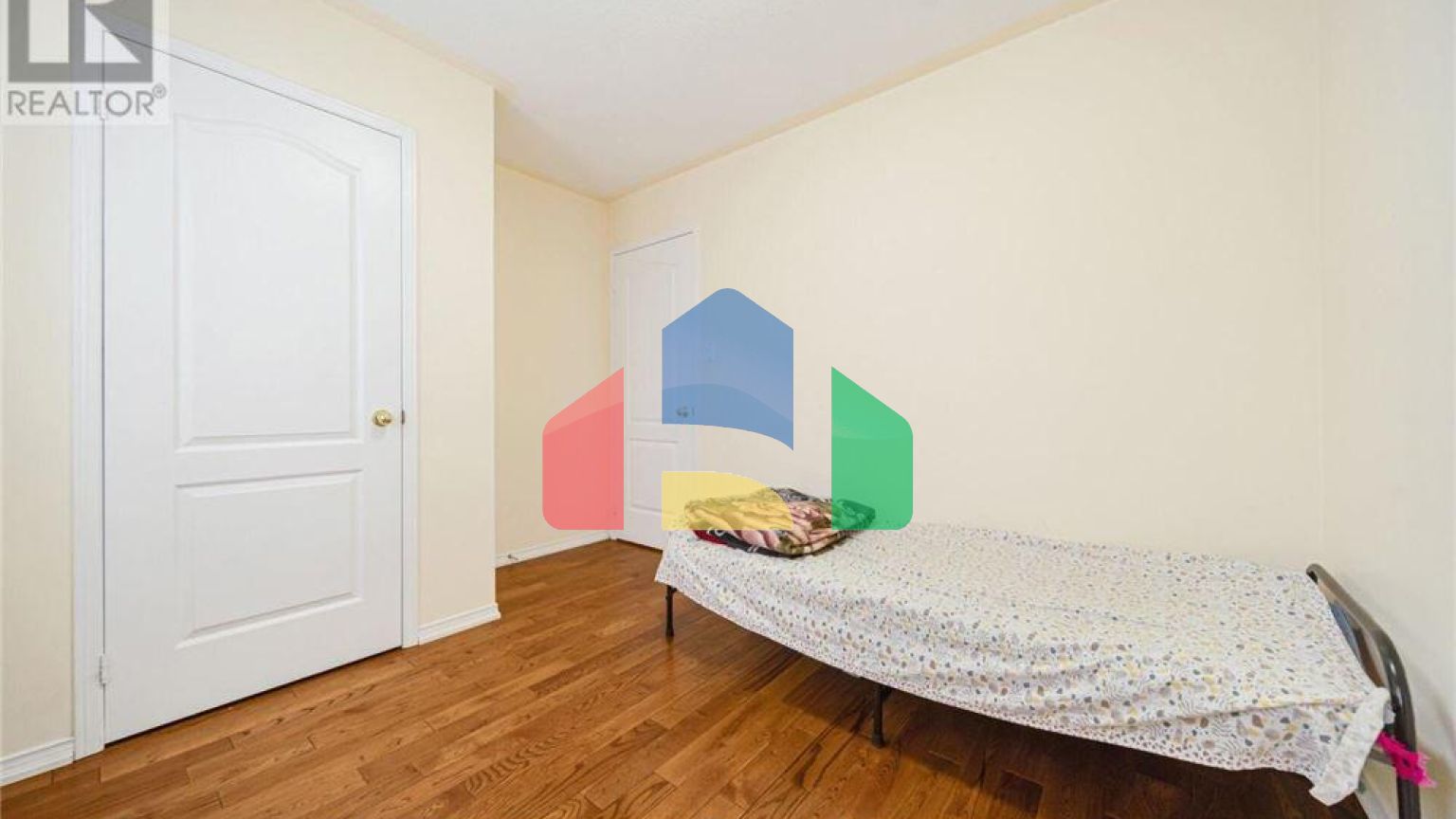 Residential - Single Family Home - Brampton, Canada - Canada