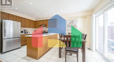 Residential - Single Family Home - Brampton, Canada - Canada