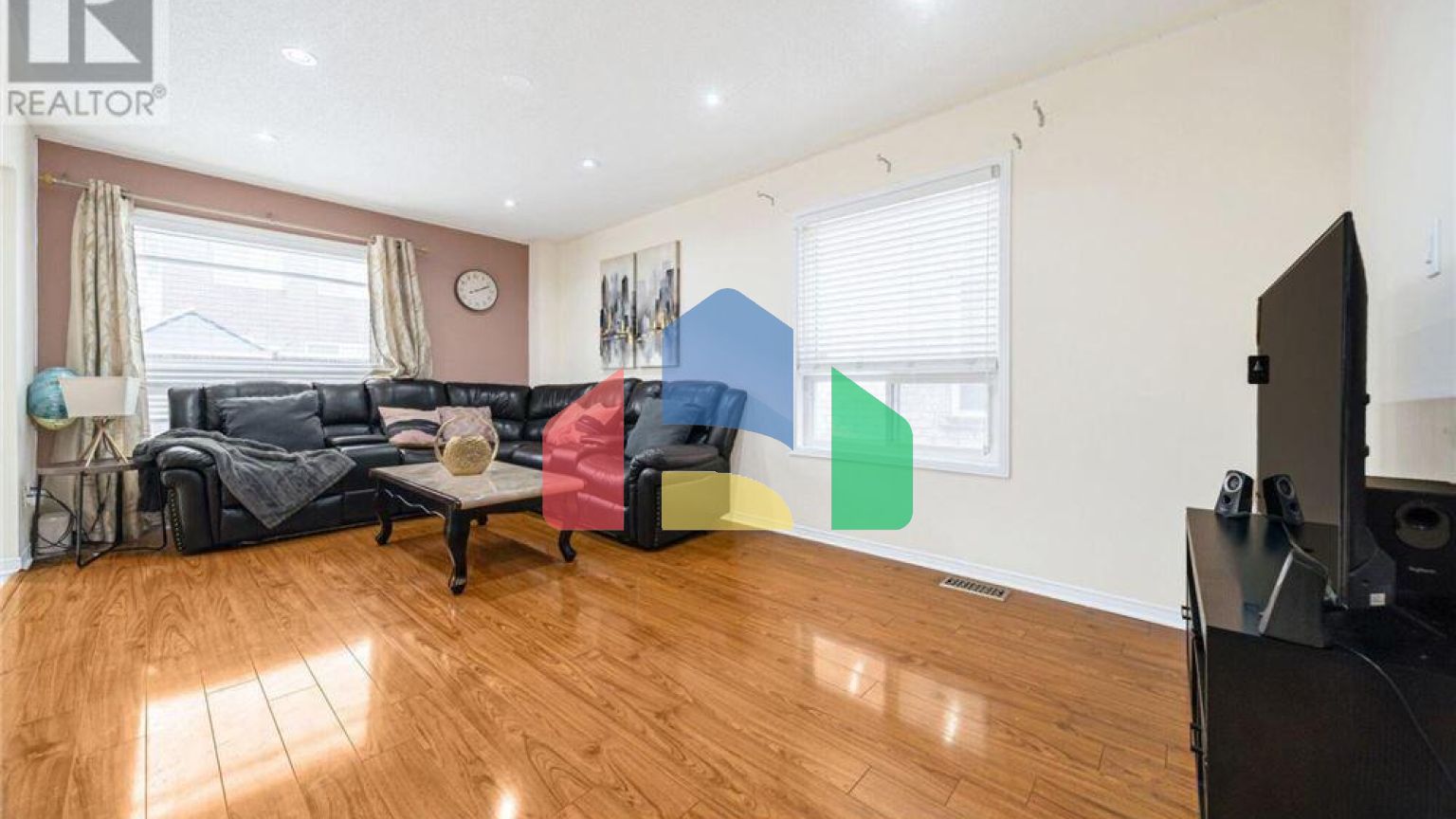 Residential - Single Family Home - Brampton, Canada - Canada