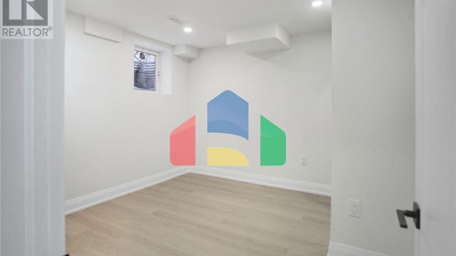 Residential - Single Family Home - Brampton, Canada - Canada