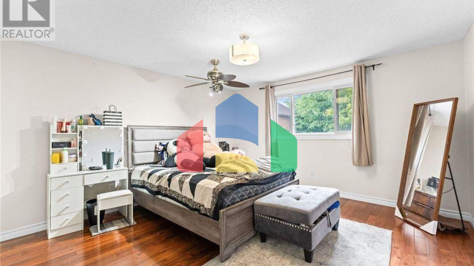 Residential - Single Family Home - Brampton, Canada - Canada