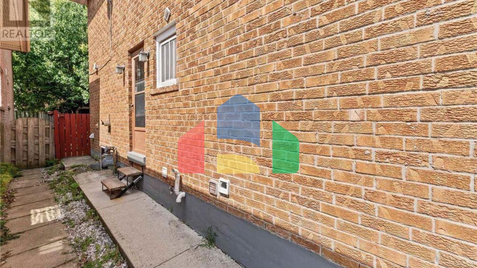 Residential - Single Family Home - Brampton, Canada - Canada