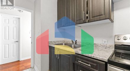 Residential - Single Family Home - Brampton, Canada - Canada