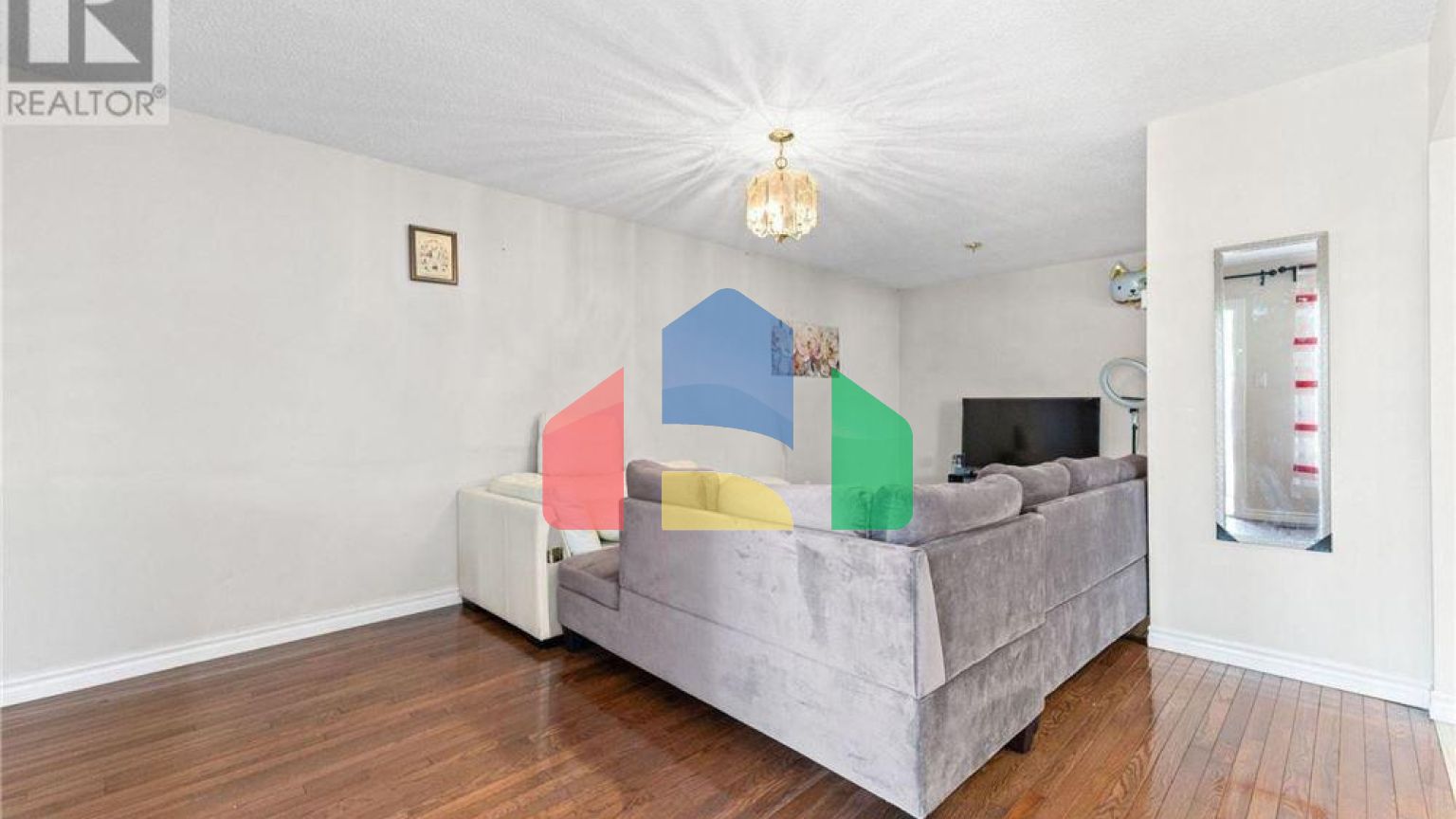 Residential - Single Family Home - Brampton, Canada - Canada