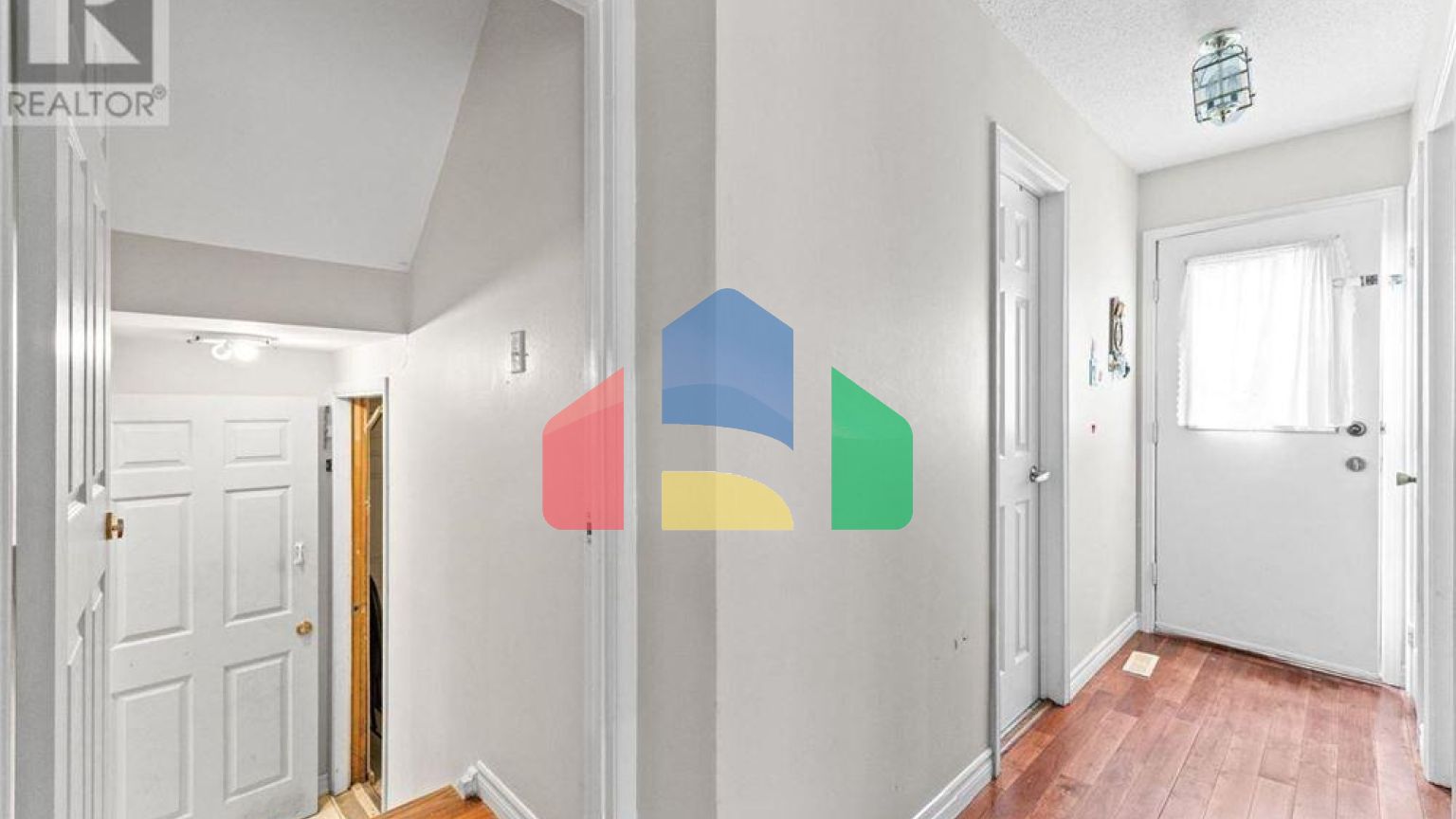 Residential - Single Family Home - Brampton, Canada - Canada