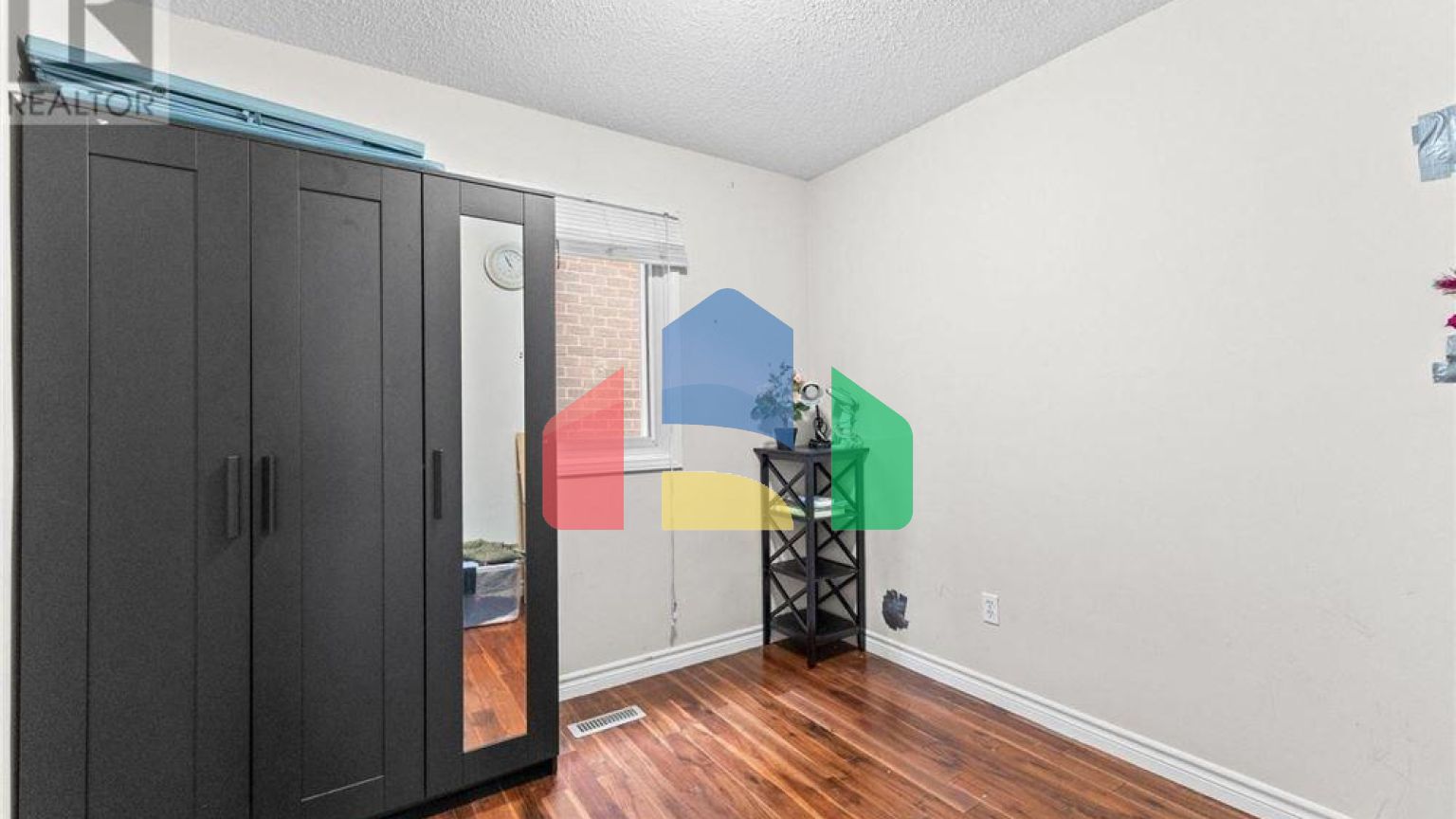 Residential - Single Family Home - Brampton, Canada - Canada