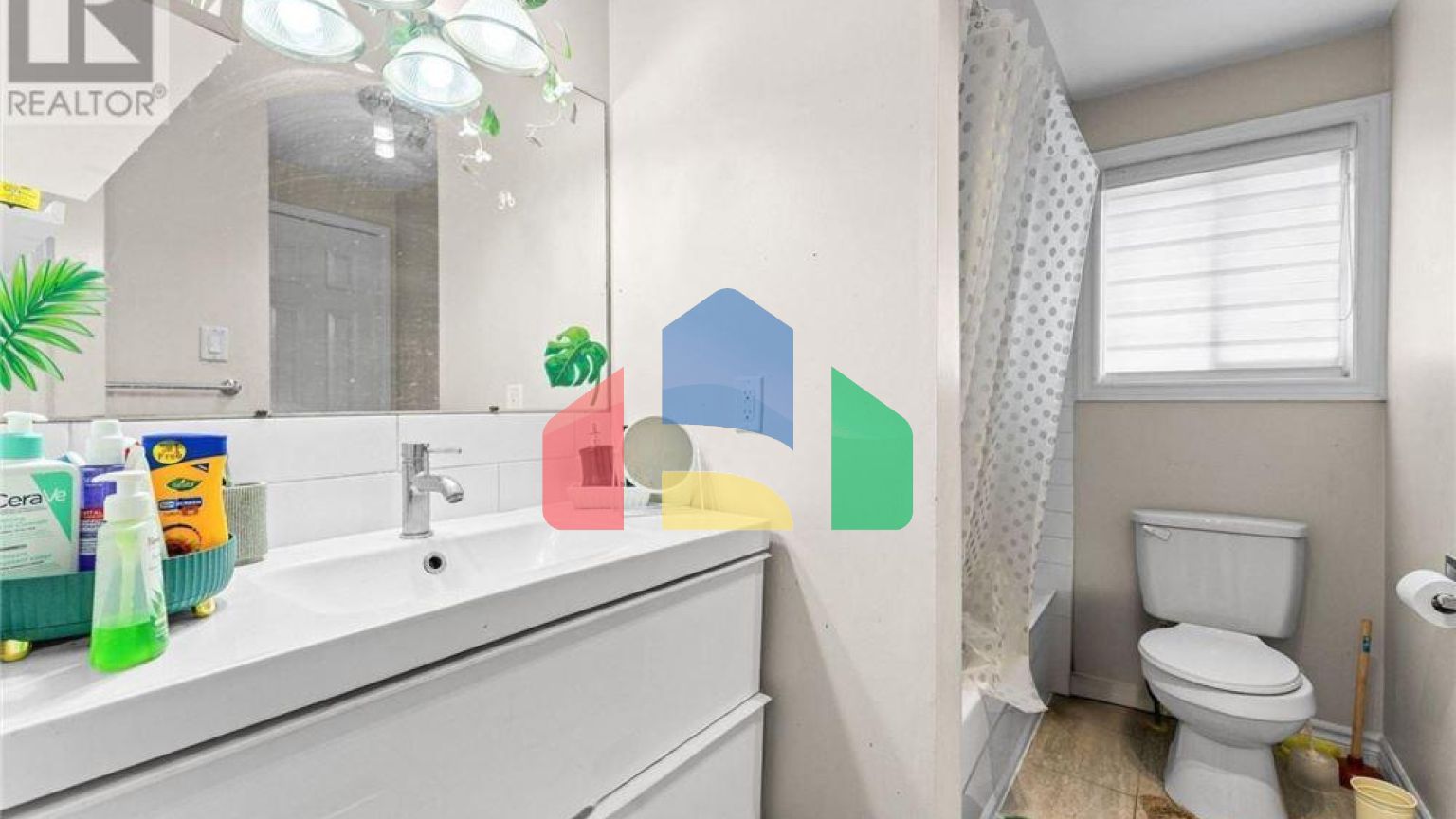 Residential - Single Family Home - Brampton, Canada - Canada