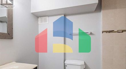 Residential - Single Family Home - Brampton, Canada - Canada