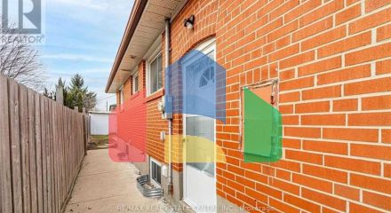 Residential - Single Family Home - Brampton, Canada - Canada