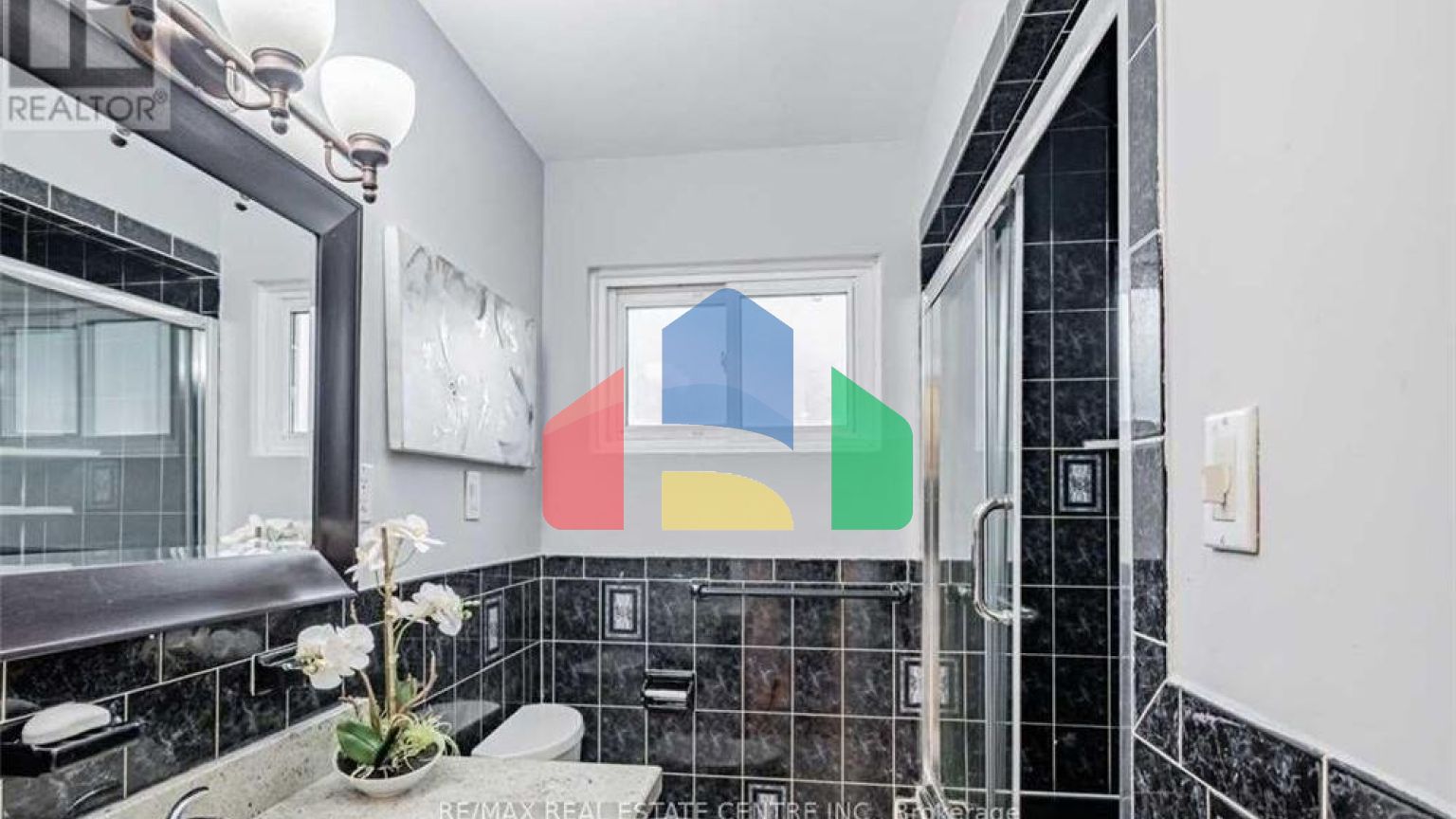 Residential - Single Family Home - Brampton, Canada - Canada