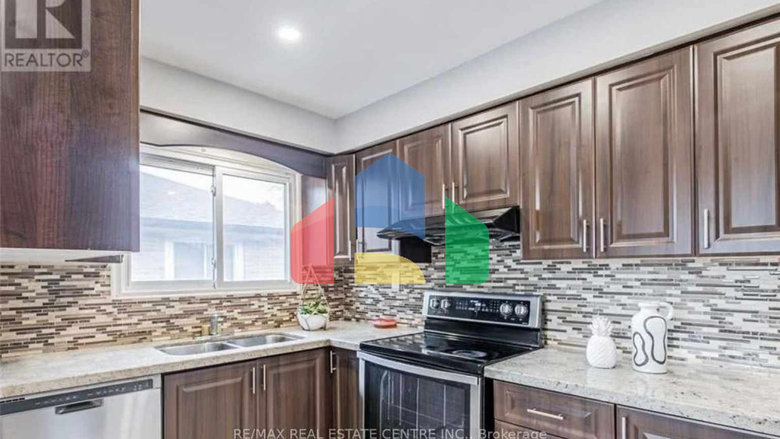 Residential - Single Family Home - Brampton, Canada - Canada